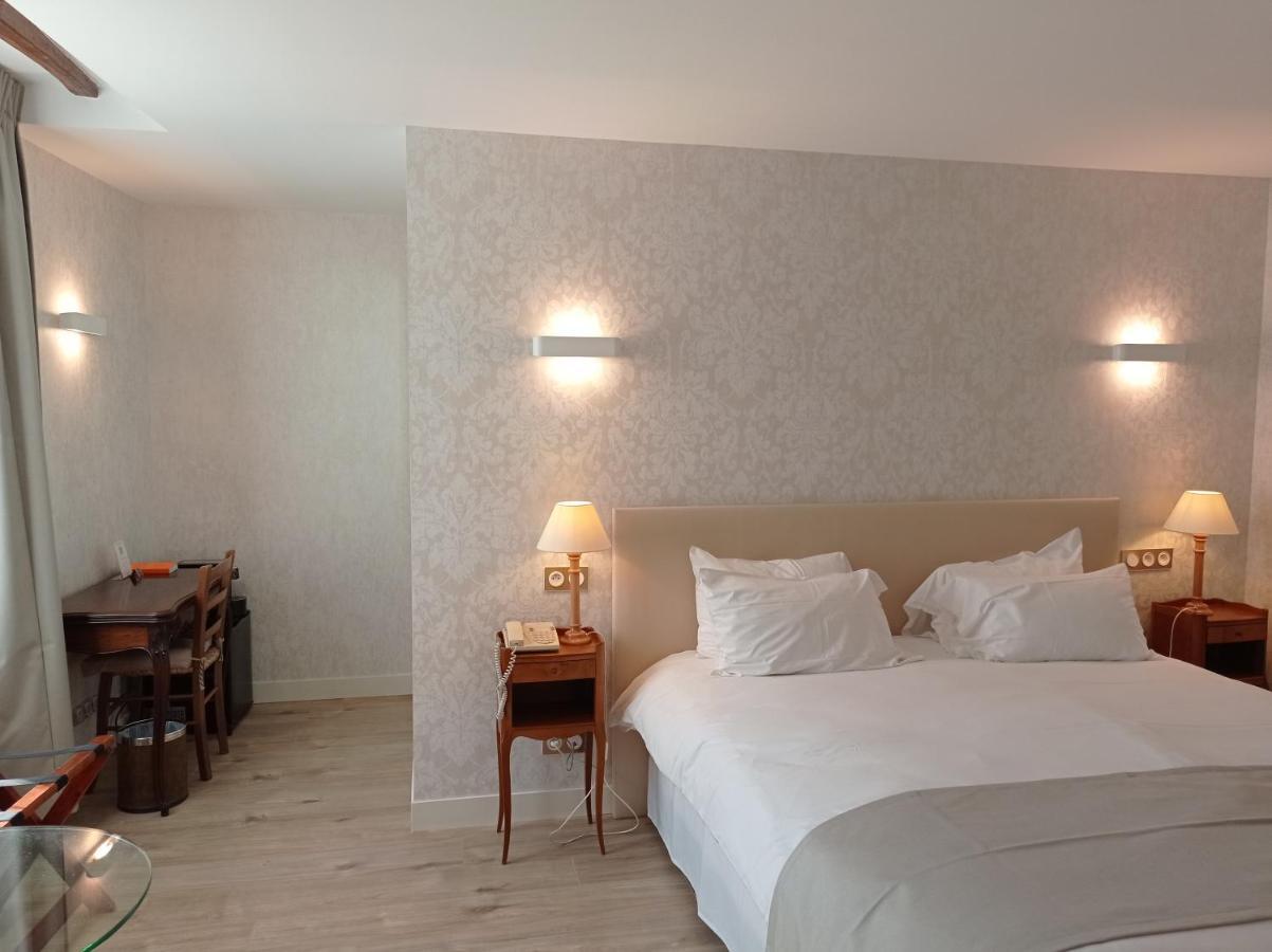 Hotel Grand Monarque Азе-ле-Ридо Екстериор снимка