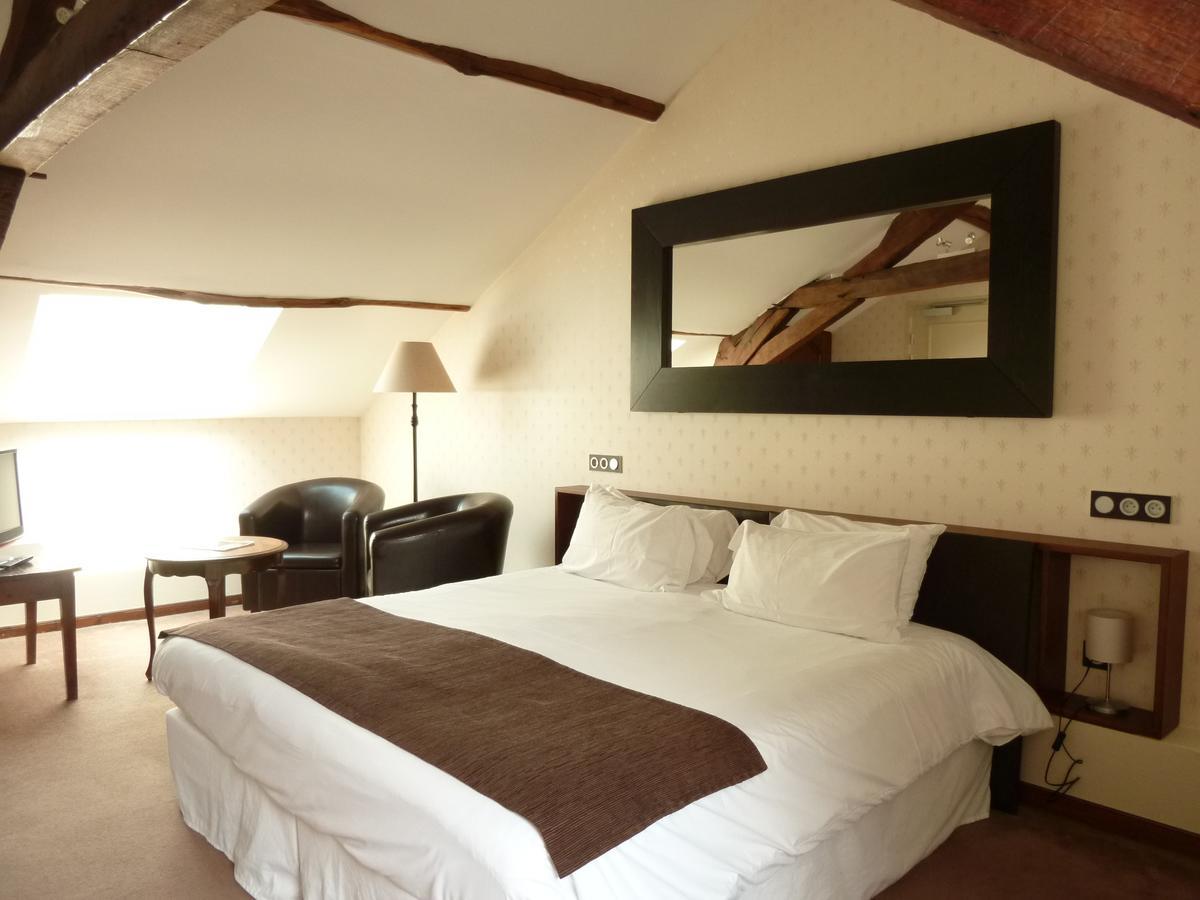 Hotel Grand Monarque Азе-ле-Ридо Екстериор снимка