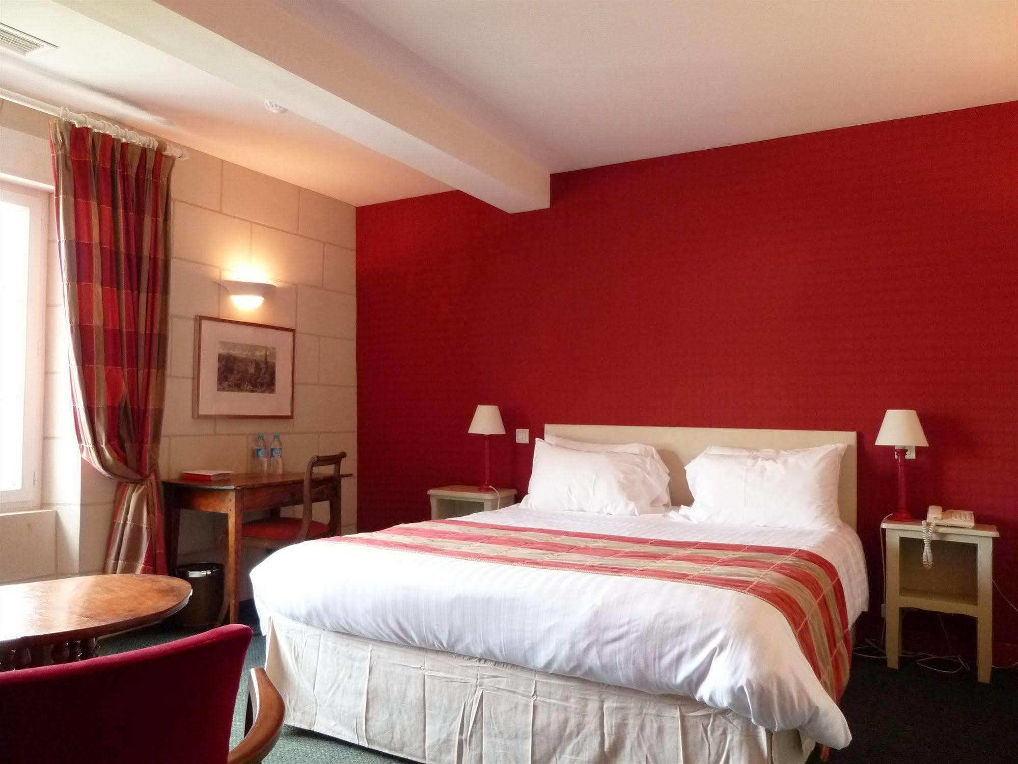 Hotel Grand Monarque Азе-ле-Ридо Екстериор снимка